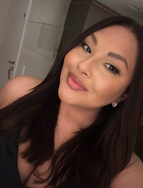 Liz massagem nuru e relaxante