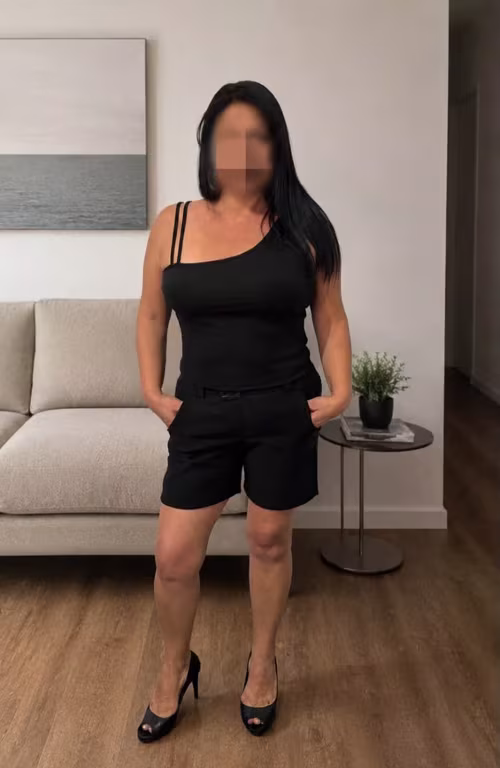 Stela Massagista Quarentona Massagem em
