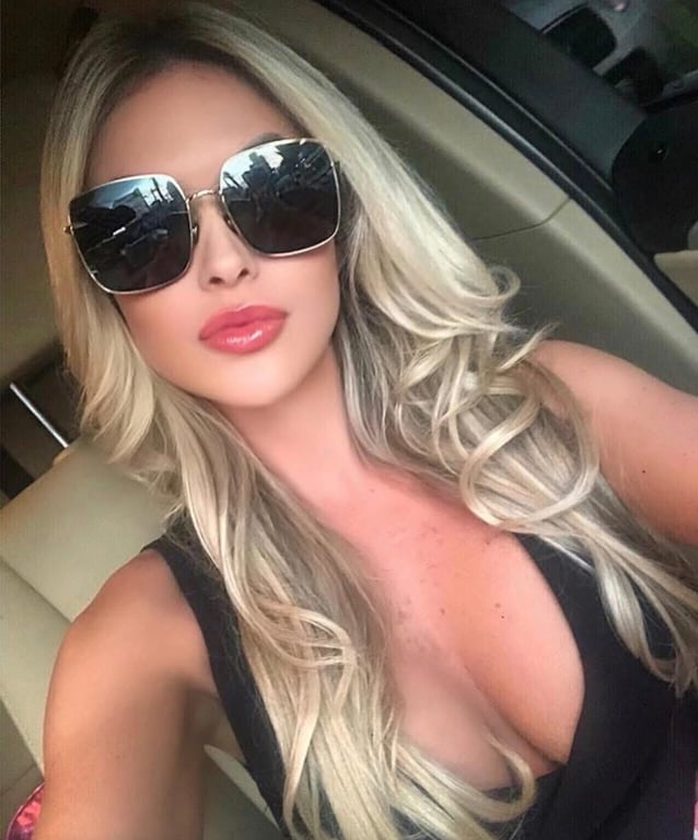 Monica - experiência incrível ao conhecer seu corpo