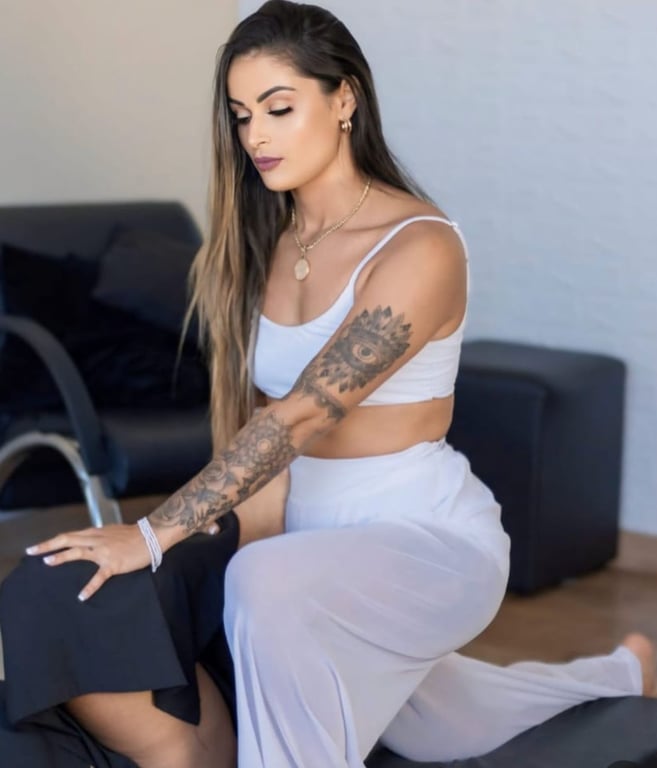 Conexão Profunda & Experiência Sensorial Única Massagem em