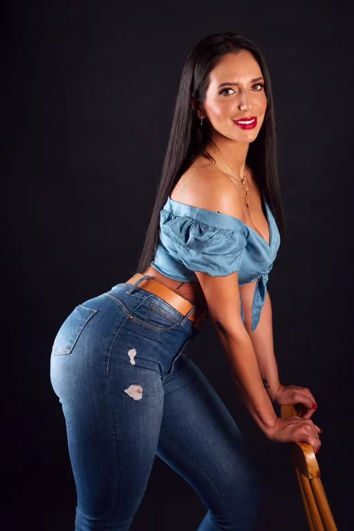 Terapeuta Antonella O melhor momento do seu dia. Massagem tântrica em