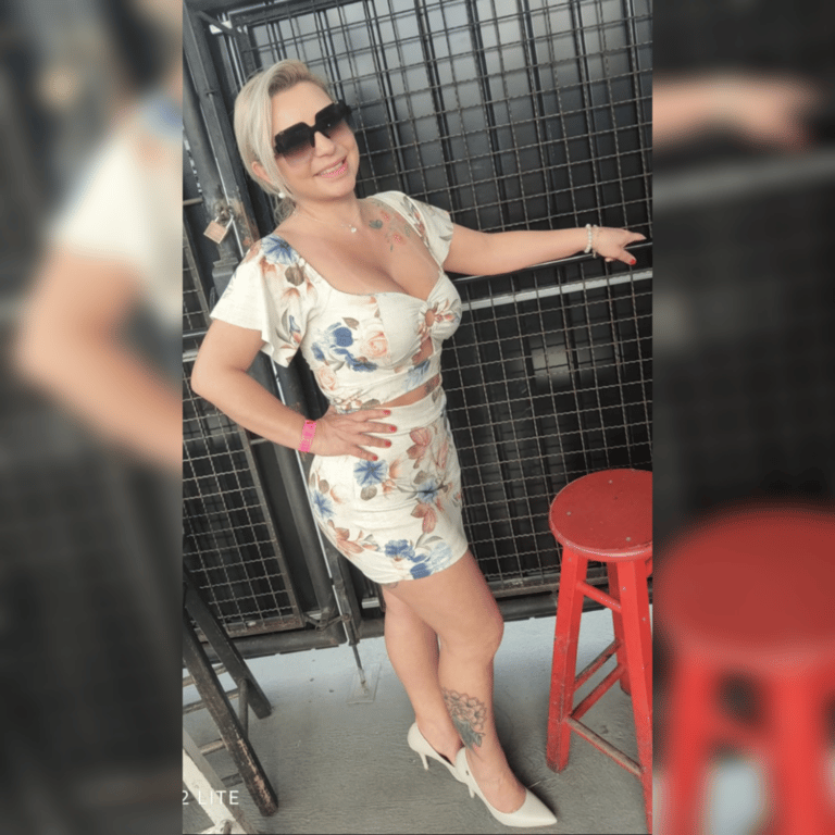 Janaína – Seu Momento de Bem-Estar com toques na medida certa.