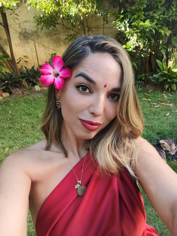 Nara Terapeuta Tântrica - Curta temporada