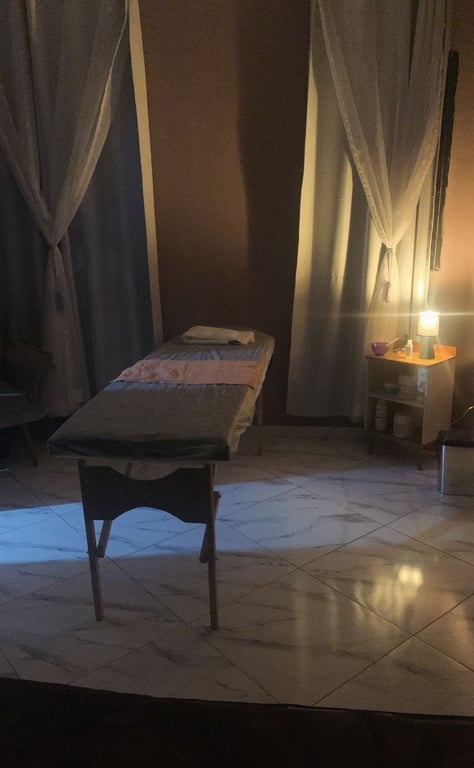 terapeuta Um momento único de muito relaxamento e conexão! Um momento único de muito relaxamento e conexão!