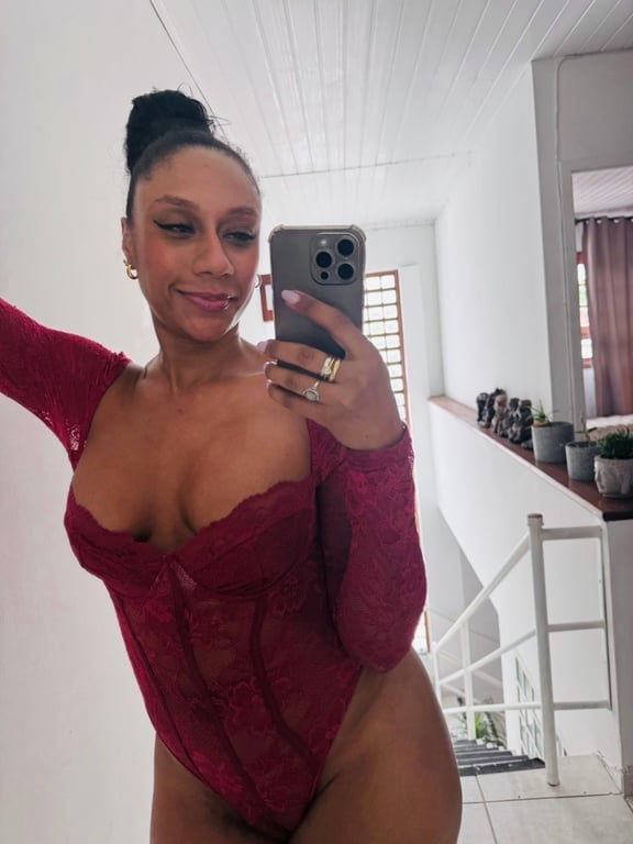 Val Goulart Massagem Erótica. Relaxe e sinta. Massagem