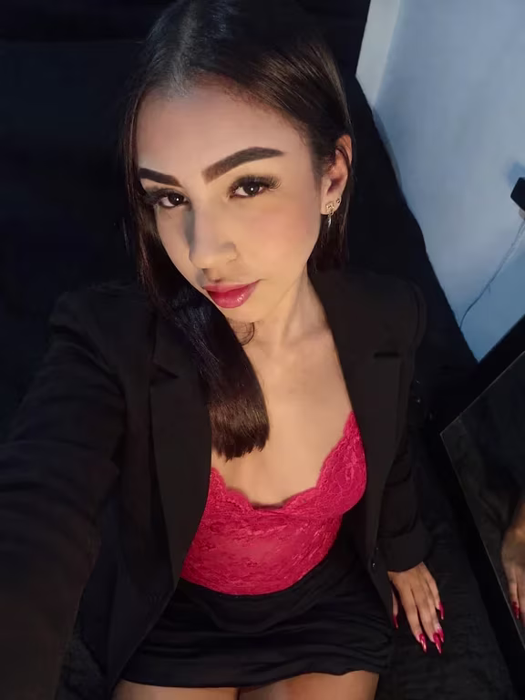 LARISSA TERAPEUTA ....Delicadeza, presença e uma experiência unica Massagem tântrica