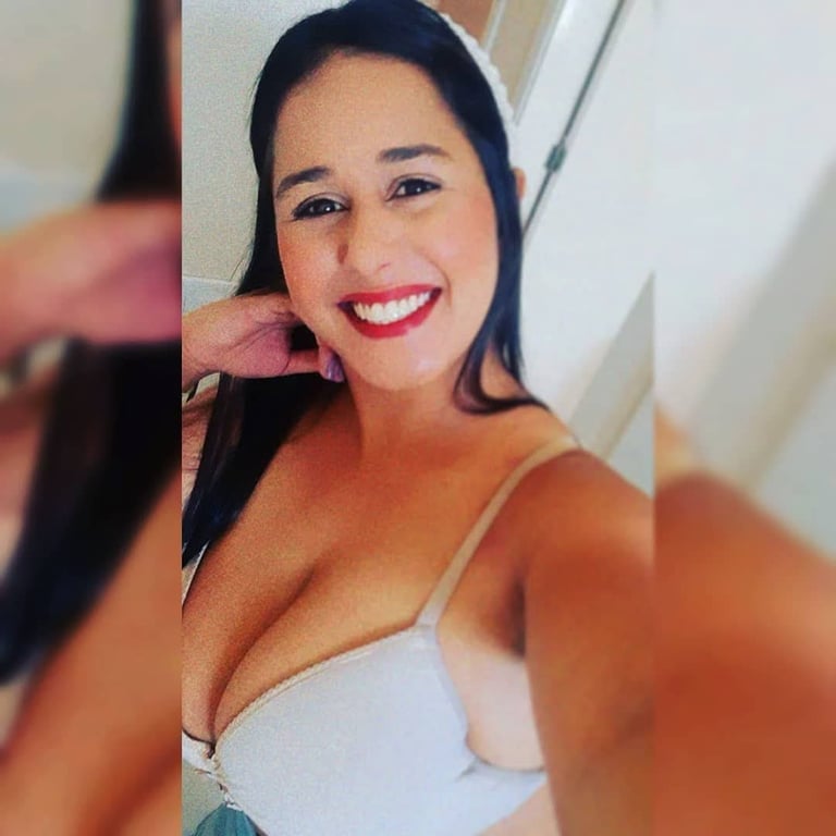 terapeuta Melissa, o seu prazer e relaxamento esta aqui amor. Melissa, o seu prazer e relaxamento esta aqui amor.
