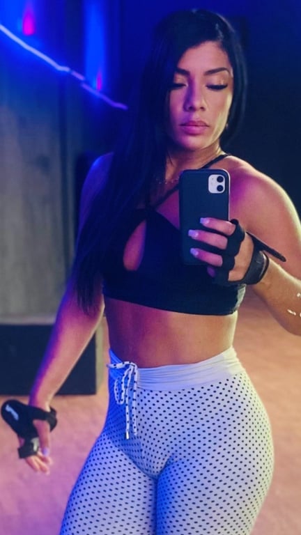 Vanessa Alves - Massagem Nuru Mútua 