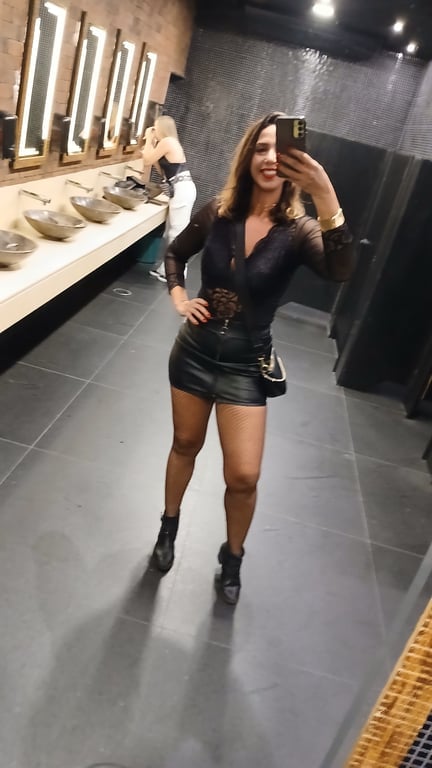 Shananda Prem - Especialista em Massagem Tântrica e Nuru