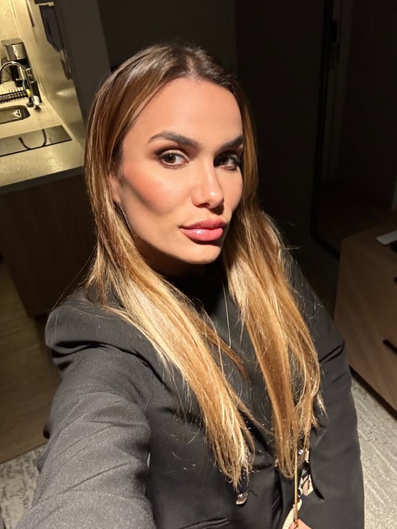 ANI FONSECA• O pecado mais terapêutico que você já provou . Massagista ANI FONSECA• O pecado mais terapêutico que você já provou . Massagista