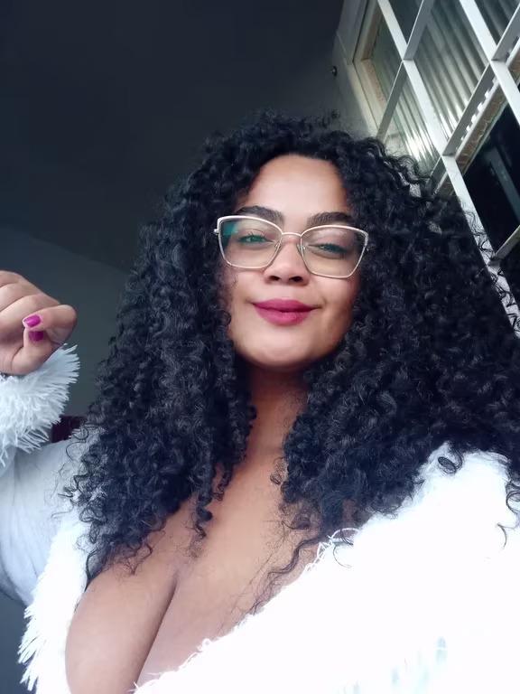 Ariadne Bronx Avaliações no perfil do whatsapp Massagem
