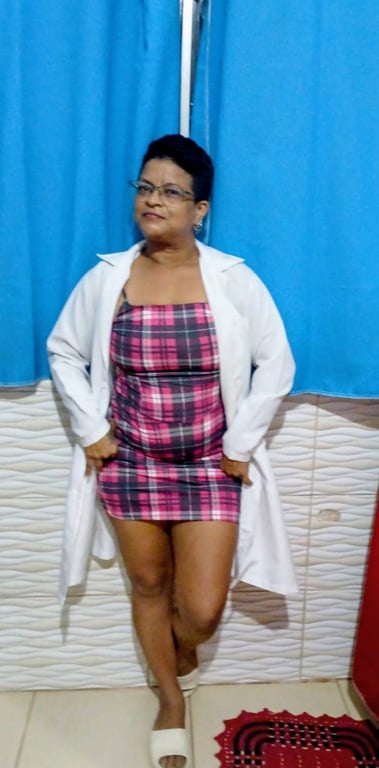 Carla - Massagista Terapêutica Massagem em