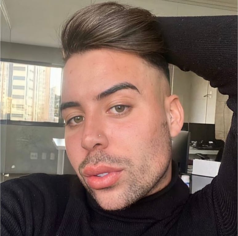 Gabb - MASSAGEM TÂNTRICA - Prazer e Relaxamento