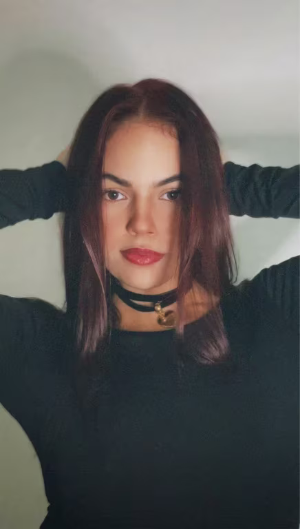 Anne – Terapeuta Corporal e Facilitadora de Experiências Sensoriais Massagista em