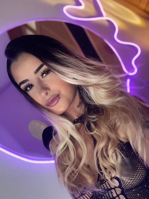 Anna - Massoterapeuta Certificada RJ