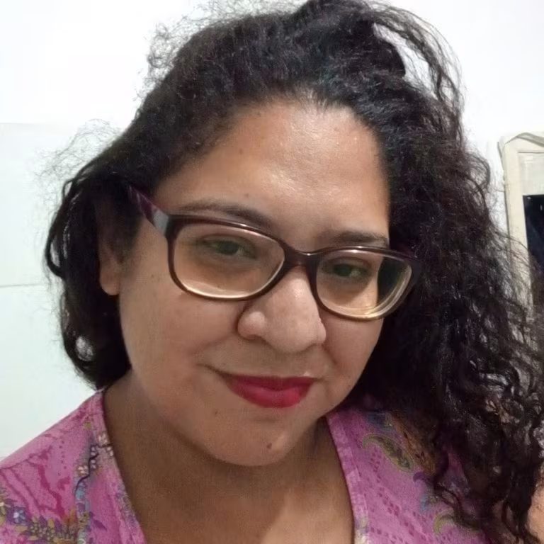 Terapeuta Ocineide, excelente experiência em tântrica e nuru Massagem tântrica