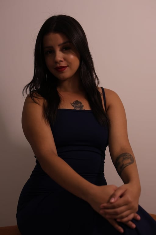 Massoterapeuta Késsia – Relaxamento, Sensualidade e Bem-Estar