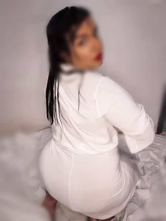 Hoje tem promoção 200 massagem completa vem relaxar!!! Massagem sensual em