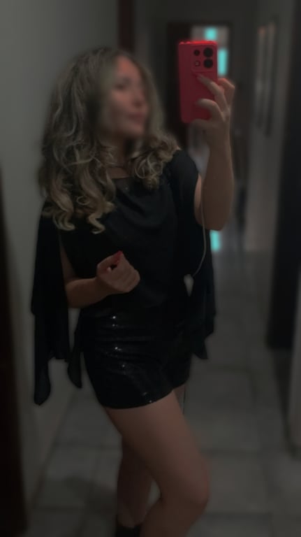 Sófia Cachinhos Dourados Massagem nuru