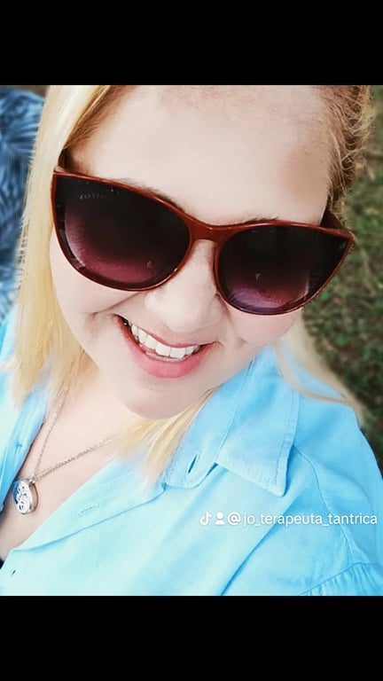 terapeuta Império da massagem Desperte Seus Sentidos com Massagem Tântrica Império da massagem Desperte Seus Sentidos com Massagem Tântrica