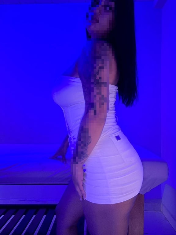 Isis massagem sensual e Nuru!