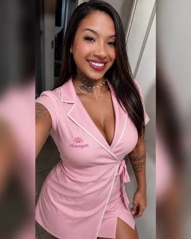 Mia uma experiencia acolhedora, tranquila e profissional Massagem sensual em