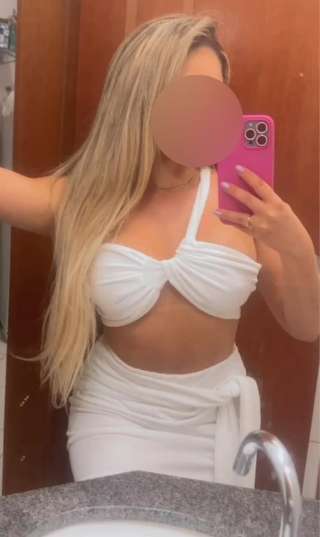 Clara Castelli – Massagens Tântricas, Relaxantes, Ventosa e Nuru Massagista