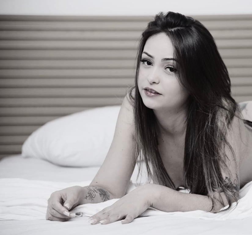 Seu momento de relaxar com massagens com toques profundos. Massagem