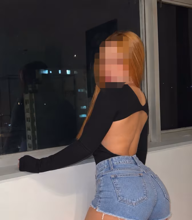 Kelly | Massagem Relaxante com Massagista Linda e Atenciosa Massagista em