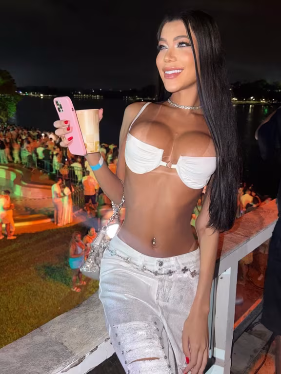 Gabriella Beline Massagista Trans Massagem nuru