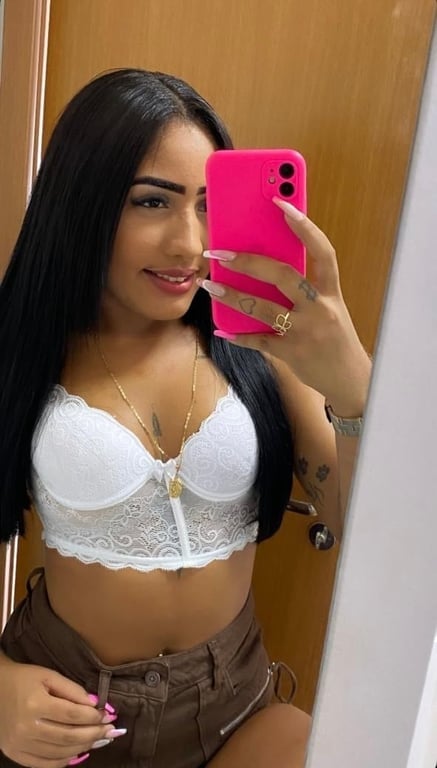 Lua Monteiro Massagem Nuru, tântrica, Ligham, relaxante com prazer. Massagem