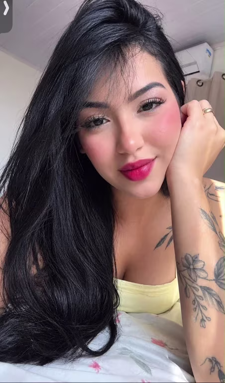 Ana massoterapeuta exclusivo para o público masculino Massagista em