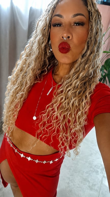 DANI Carioquinha sua massagista bissexual