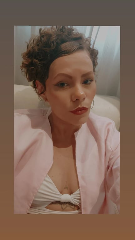 Maia Massoterapeuta - Relaxamento completo. 