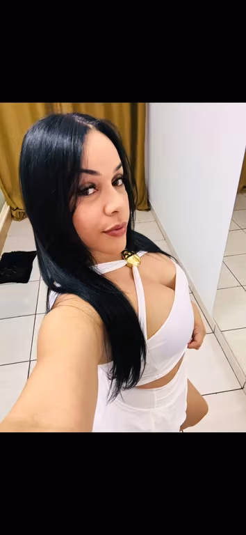 Milena Massagem sensual e nuru Massagem tântrica