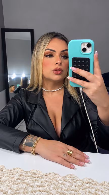 Julia Massagem Relaxante e Sensorial Massagem em