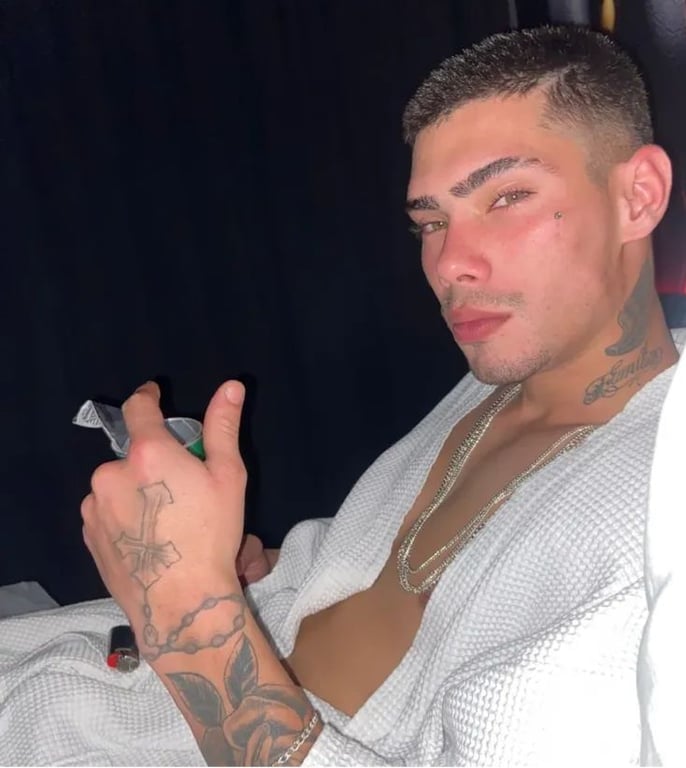 James [ massouterapeuta novo na cidade] Massagista