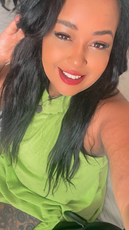 Nicolly Terapeuta sensual sua melhor experiência 