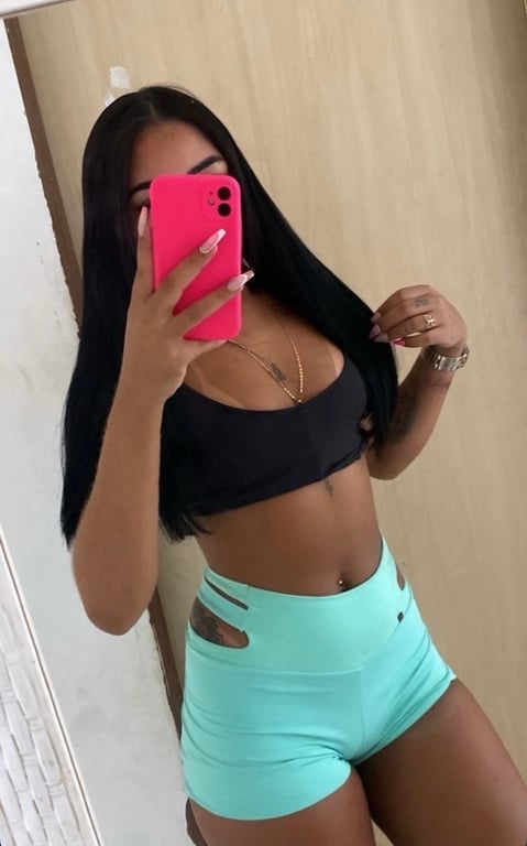 Lua Monteiro Massagem Nuru, tântrica, Ligham, relaxante com prazer. Massagem