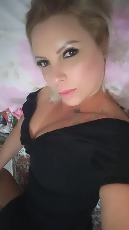 Janaína – Seu Momento de Bem-Estar com toques na medida certa. 