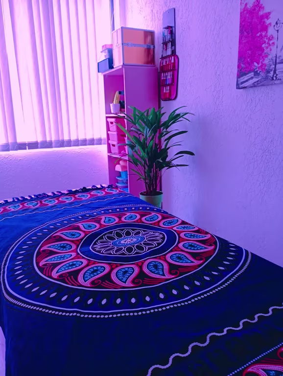 Tântrica, Shiatsu,Tui na, ,depilação masculina, lingam, prostática, Massagista