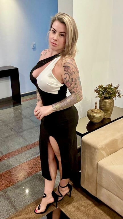 Letícia Massoterapeuta sensual Massagem