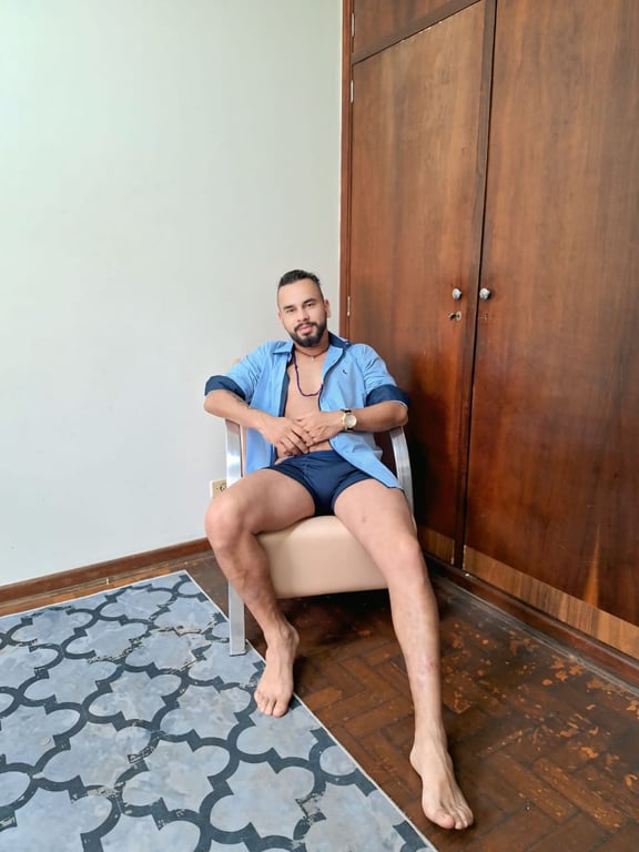 Prem Ashvin massoterapeuta tântrico Massagem sensual em Prem Ashvin massoterapeuta tântrico Massagem sensual em