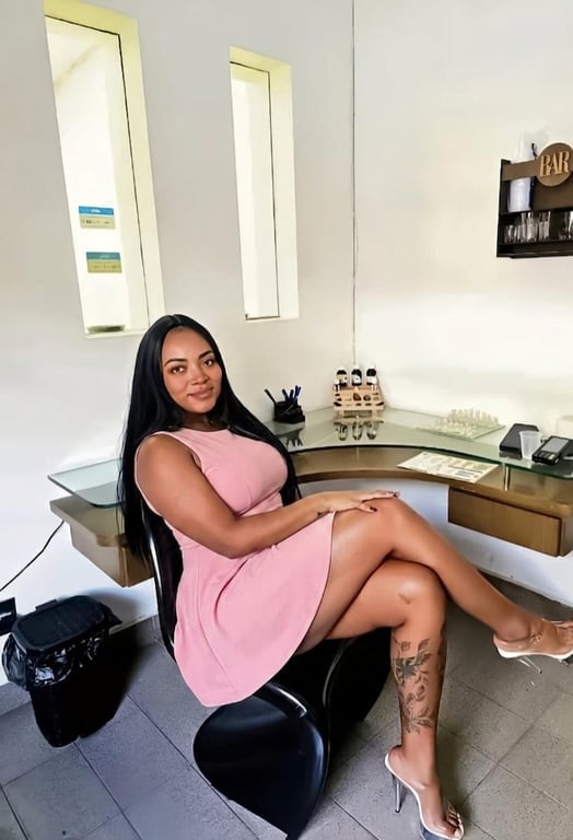 Terapeuta Ray - Uma explosão de toques e sentindos Massagem nuru