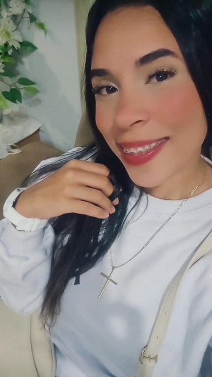 Massoterapeuta e Terapeuta Tântrica Massagem Massoterapeuta e Terapeuta Tântrica Massagem