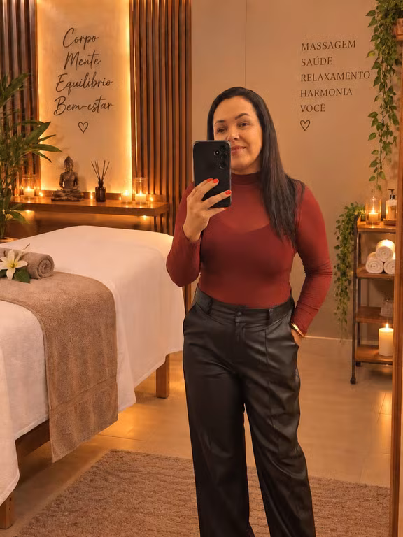 Camille Charme, Mistério e Toques Que Encantam Massagem sensual