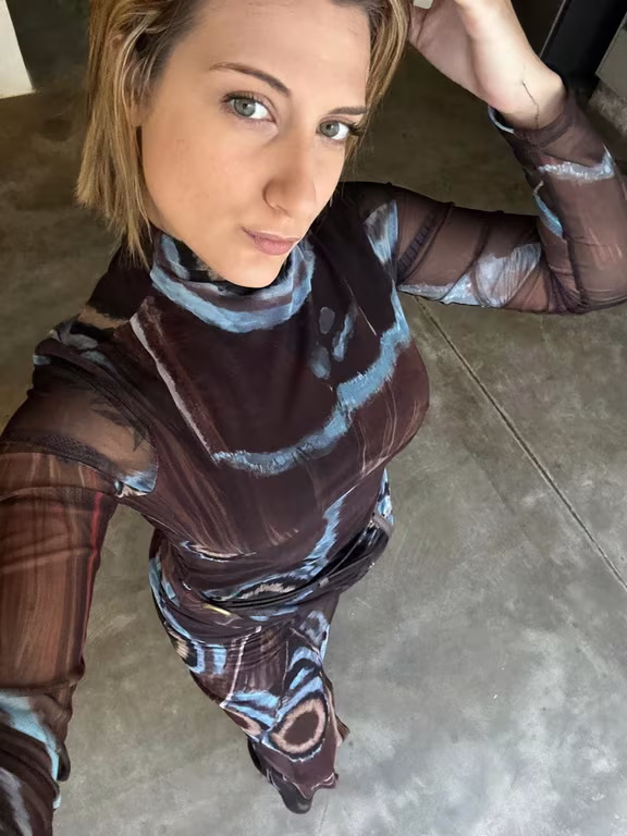 Sophie, massagem nuru e relaxante!!