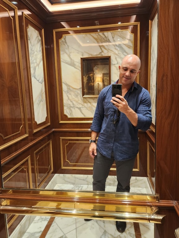 Terapeuta Tântrico - Exclusivo para mulheres exigentes! Massagem tântrica Terapeuta Tântrico - Exclusivo para mulheres exigentes! Massagem tântrica