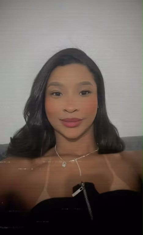 Mari | Terapeuta doce e envolvente. Te trazendo muita sensualidade. Massagem em
