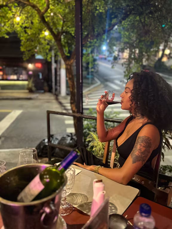 Cacau Essence | Descubra o Prazer de Relaxar, Desacelerar e Sentir.